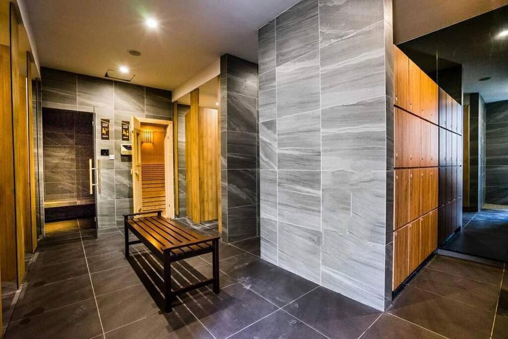 Seaview#Warmth#Netflix#Privatebathtub#Seasideluxurycondo#Imperioresidence Malacca Buitenkant foto